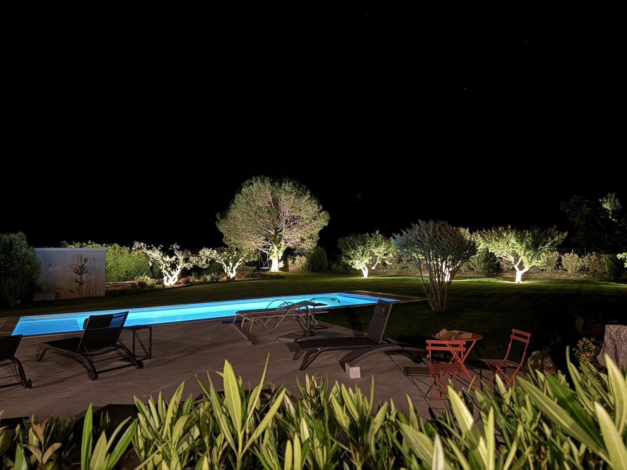 Provencal House With Heated Pool, View Of The Luberon In Robion - Accommodates 12 People. Exterior foto