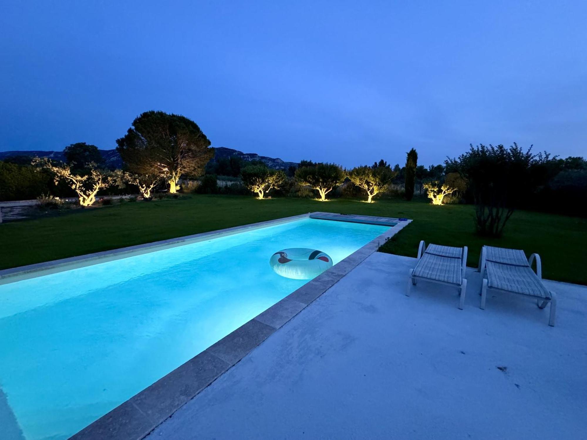 Provencal House With Heated Pool, View Of The Luberon In Robion - Accommodates 12 People. Exterior foto