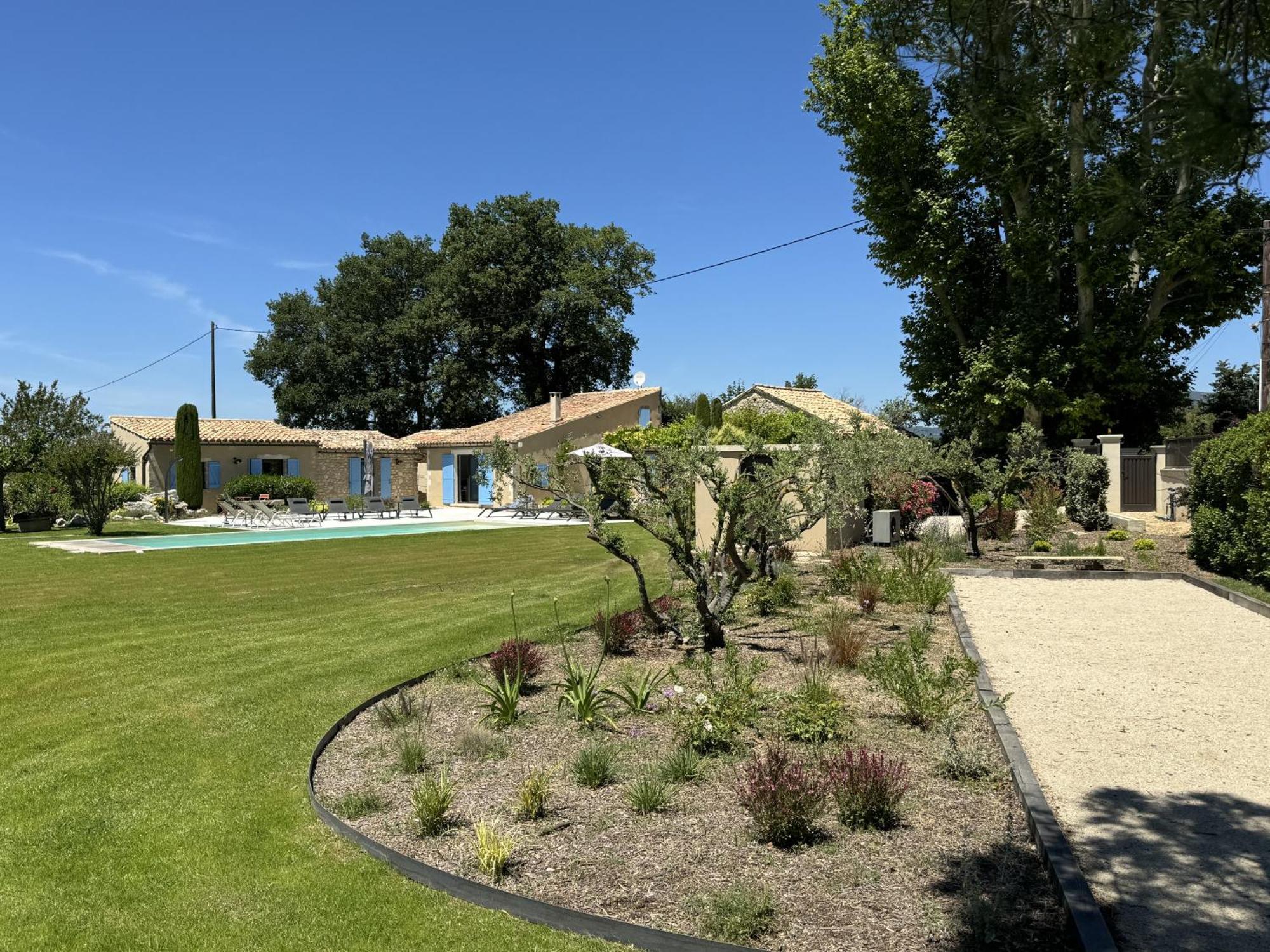 Provencal House With Heated Pool, View Of The Luberon In Robion - Accommodates 12 People. Exterior foto